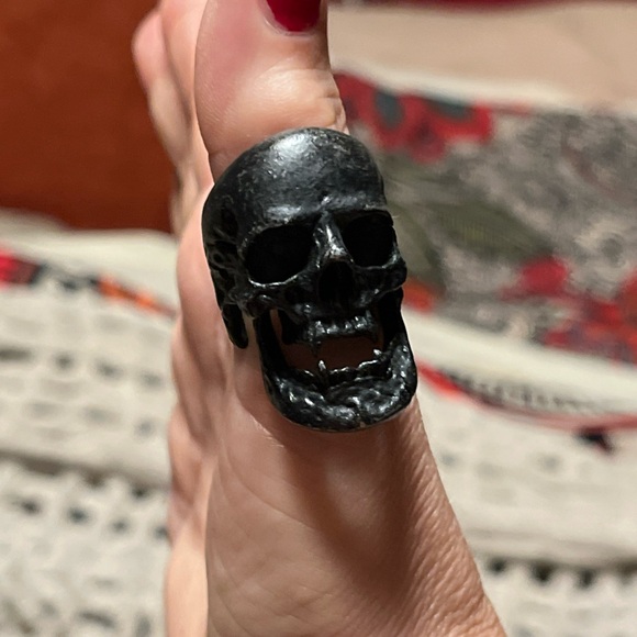 Black Metal Biker Skull Ring With Fangs Men’s Jewelry Ring Size 10.5